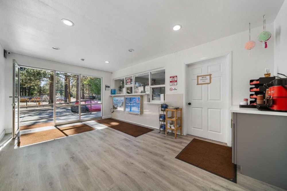 Motel 6 Big Bear Main image