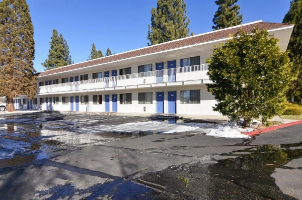 Motel 6 Big Bear image 17