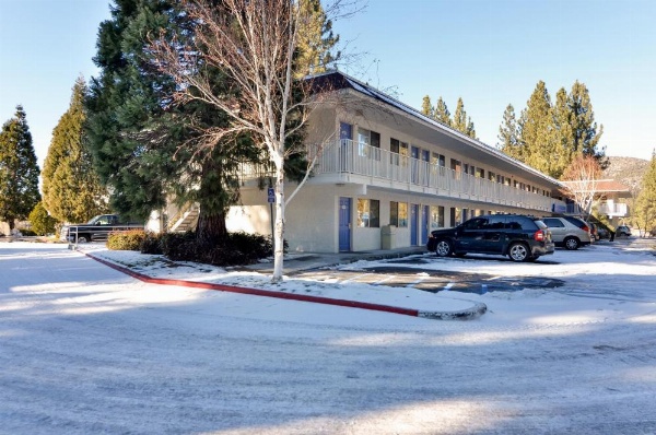 Motel 6 Big Bear image 18